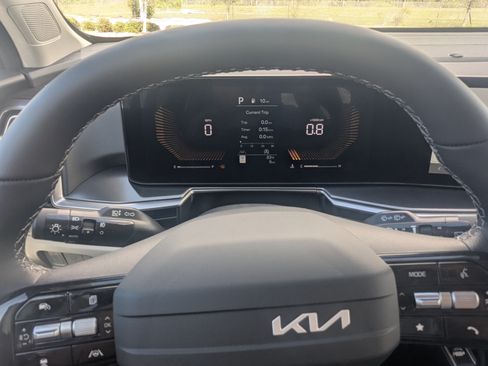 New 2026 Kia Sorento EX w/ EX Premium Package FWD image 38
