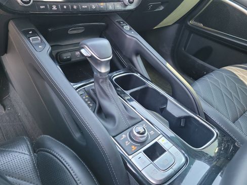 Used 2024 Kia Telluride SX Prestige X-Line image 13