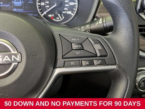 Used 2025 Nissan Altima 2.5 SV FWD image 21