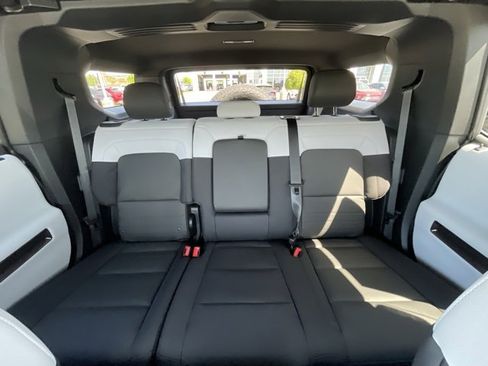 New 2025 GMC Hummer EV 2X image 20