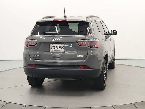 Used 2024 Jeep Compass Latitude AWD/4WD image 7