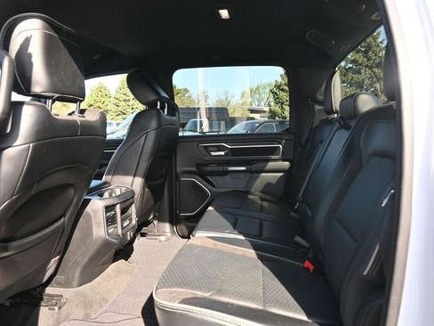 Used 2024 RAM 1500 Laramie AWD/4WD image 23