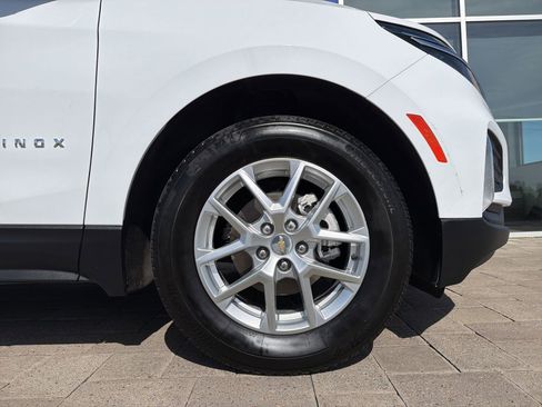 Used 2022 Chevrolet Equinox LT AWD/4WD image 8