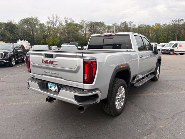 Used 2022 GMC Sierra 2500 Denali w/ Denali Ultimate Package AWD/4WD image 9