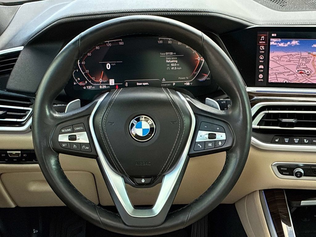 Used 2021 BMW X5 xDrive40i w/ Parking Assistance Package AWD/4WD image 19