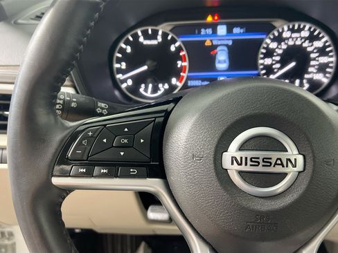Used 2021 Nissan Altima 2.5 SL FWD image 18