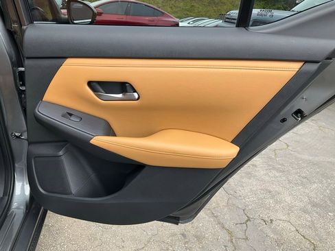 Used 2020 Nissan Sentra SV w/ SV Premium Package image 52