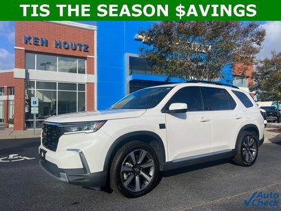 Used 2025 Honda Pilot Elite