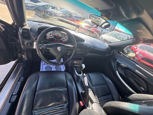 Used 2001 Porsche Boxster S image 9