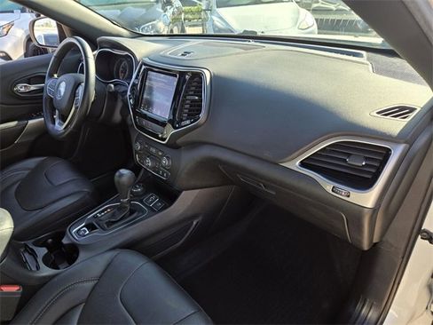 Used 2019 Jeep Cherokee High Altitude image 19
