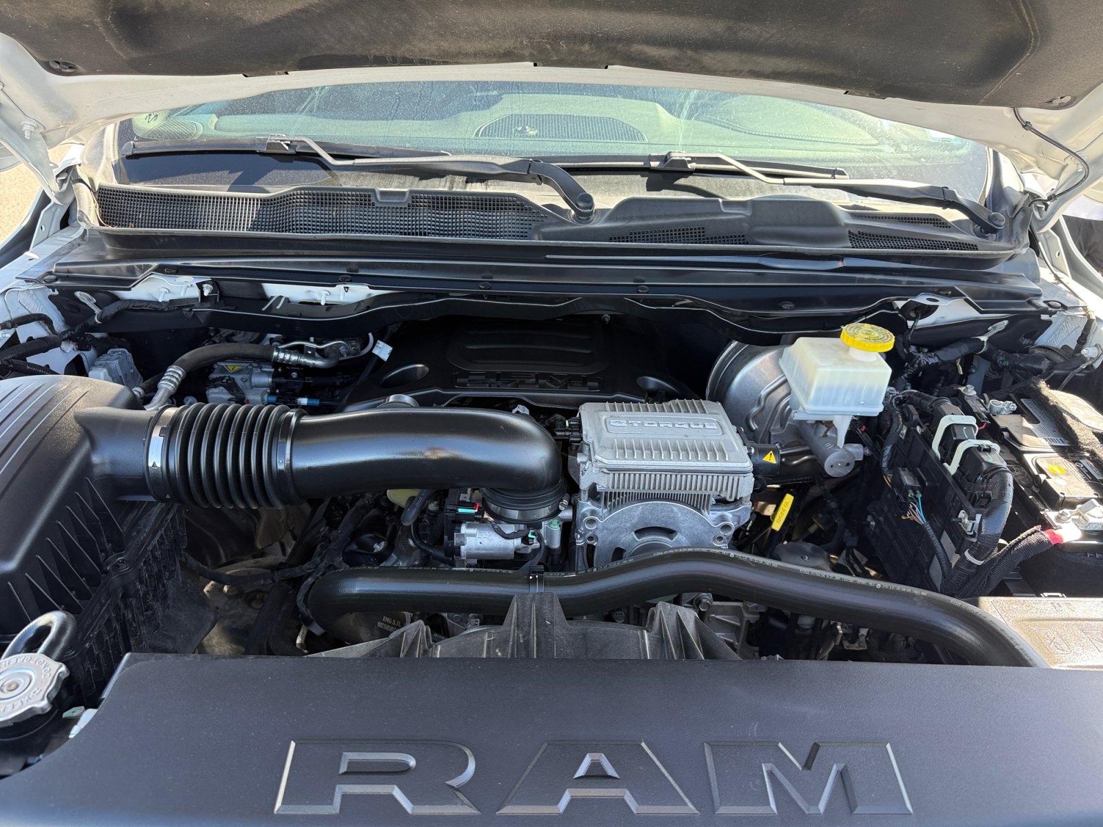 Used 2024 RAM 1500 Laramie RWD image 20