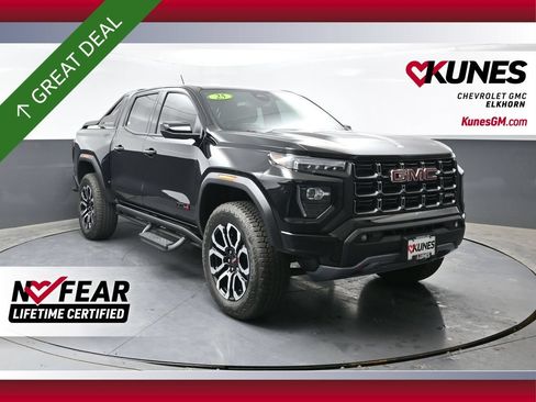 Used 2025 GMC Canyon AT4 w/ Nightfall Edition AWD/4WD image 1
