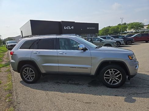 Used 2020 Jeep Grand Cherokee Limited w/ Premium Lighting Group AWD/4WD image 2
