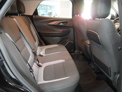 Used 2023 Chevrolet TrailBlazer LT w/ Convenience Package FWD image 29