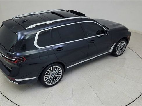 Used 2025 BMW X7 xDrive40i w/ Executive Package image 87