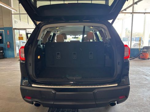 Used 2021 Subaru Ascent Premium w/ Convenience Package image 34