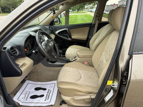 Used 2011 Toyota RAV4 2WD w/ Base L4 Extra Value Pkg image 9