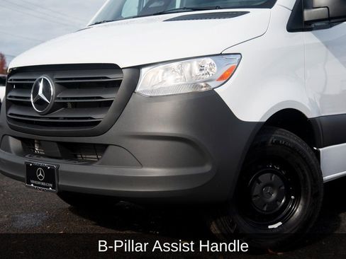 Used 2025 Mercedes-Benz Sprinter 2500 image 17