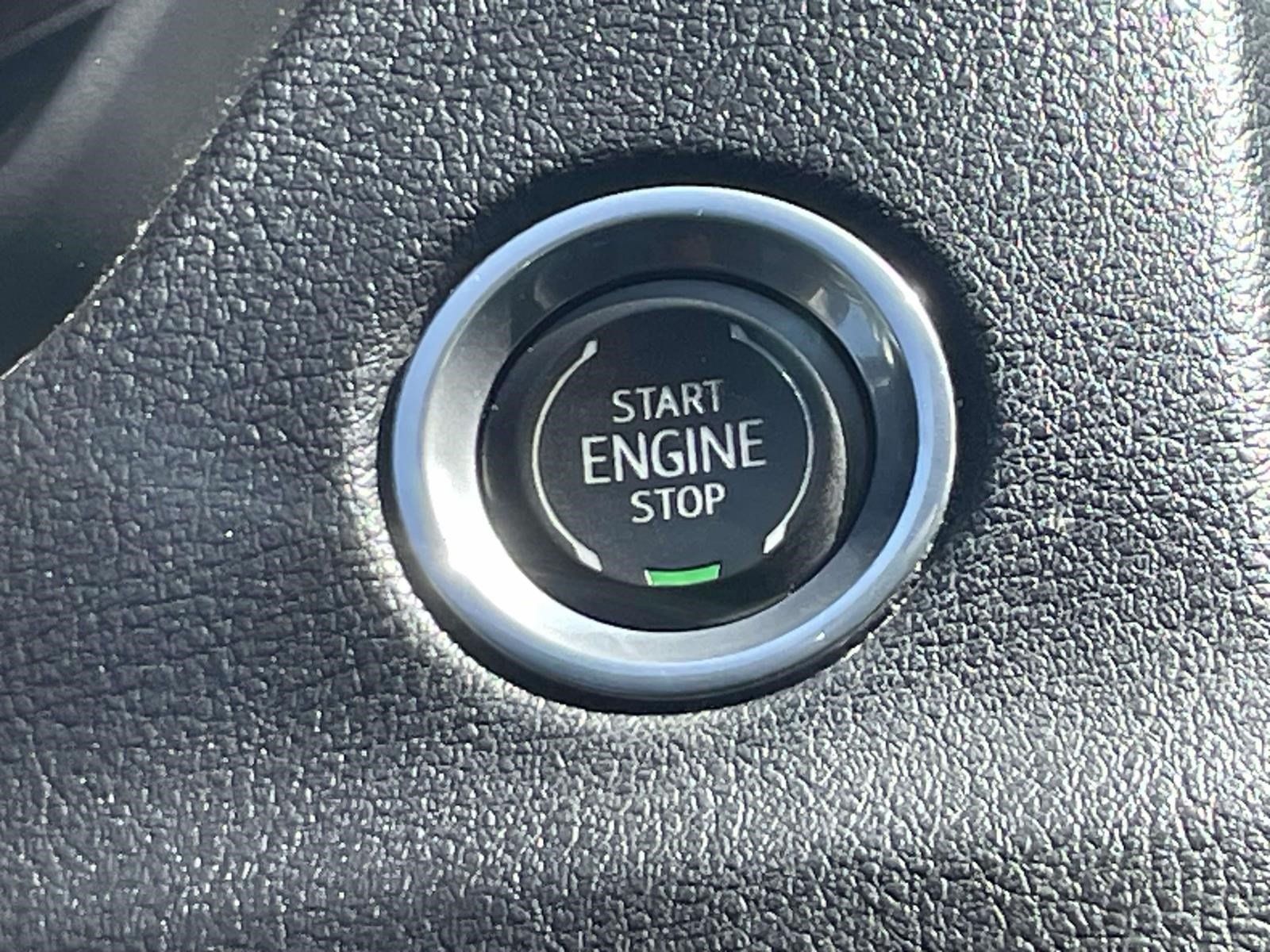 Used 2019 Cadillac XT4 Sport FWD image 24