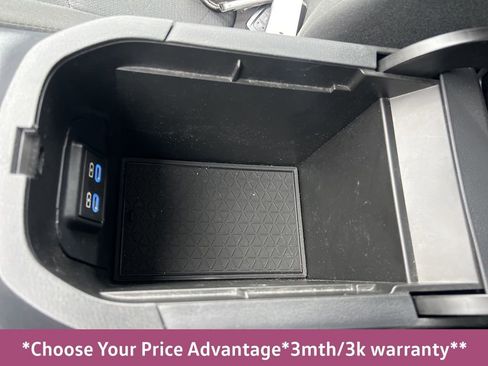 Used 2022 Toyota RAV4 XLE image 70