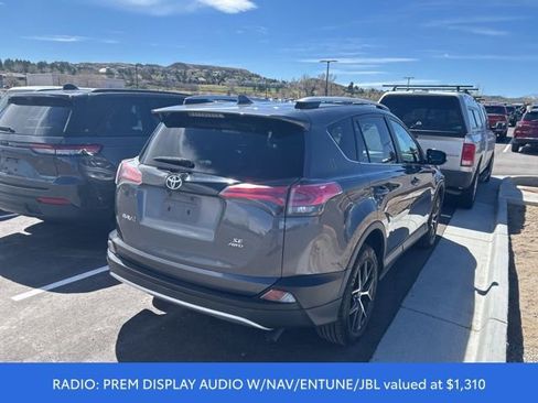 Used 2016 Toyota RAV4 SE image 3