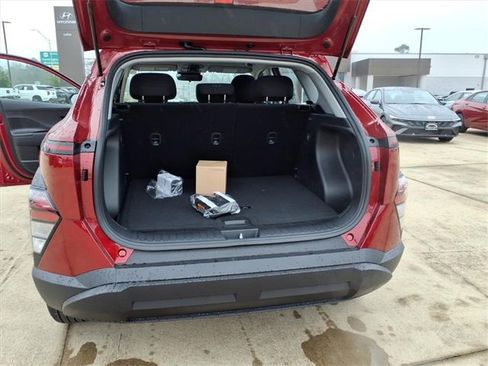 New 2026 Hyundai Kona SE image 16