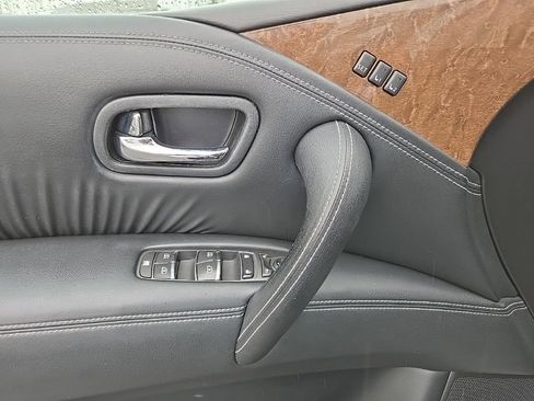 Used 2017 INFINITI QX80 4WD image 22