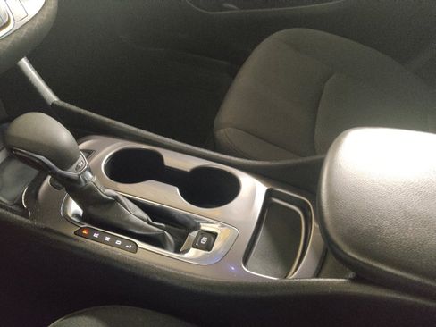 Used 2023 Chevrolet Malibu LS FWD image 26