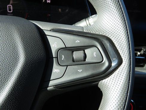 Used 2024 Chevrolet TrailBlazer LT w/ Driver Confidence Package image 23