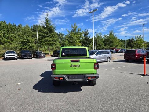 New 2025 Jeep Gladiator Mojave w/ Convenience Group image 7