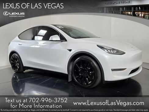 Used 2021 Tesla Model Y Long Range image 1