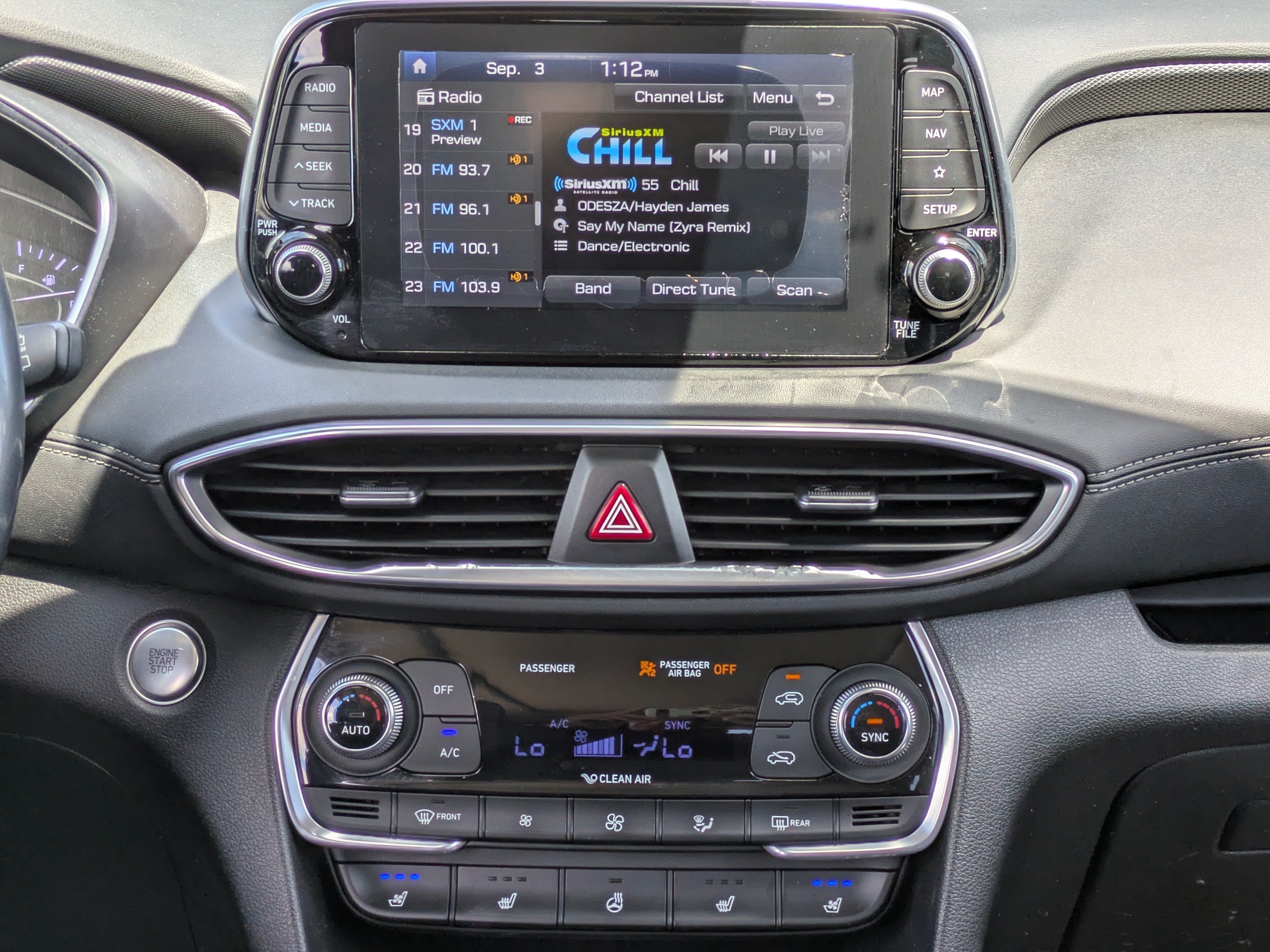 Used 2019 Hyundai Santa Fe FWD image 17
