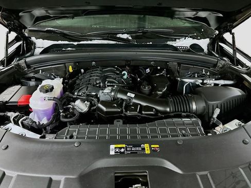 New 2025 Jeep Grand Cherokee Limited w/ Black Appearance Package image 30