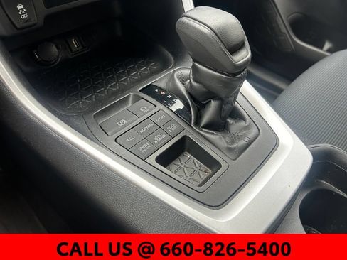 Used 2020 Toyota RAV4 LE w/ All Weather Liner Package AWD/4WD image 16