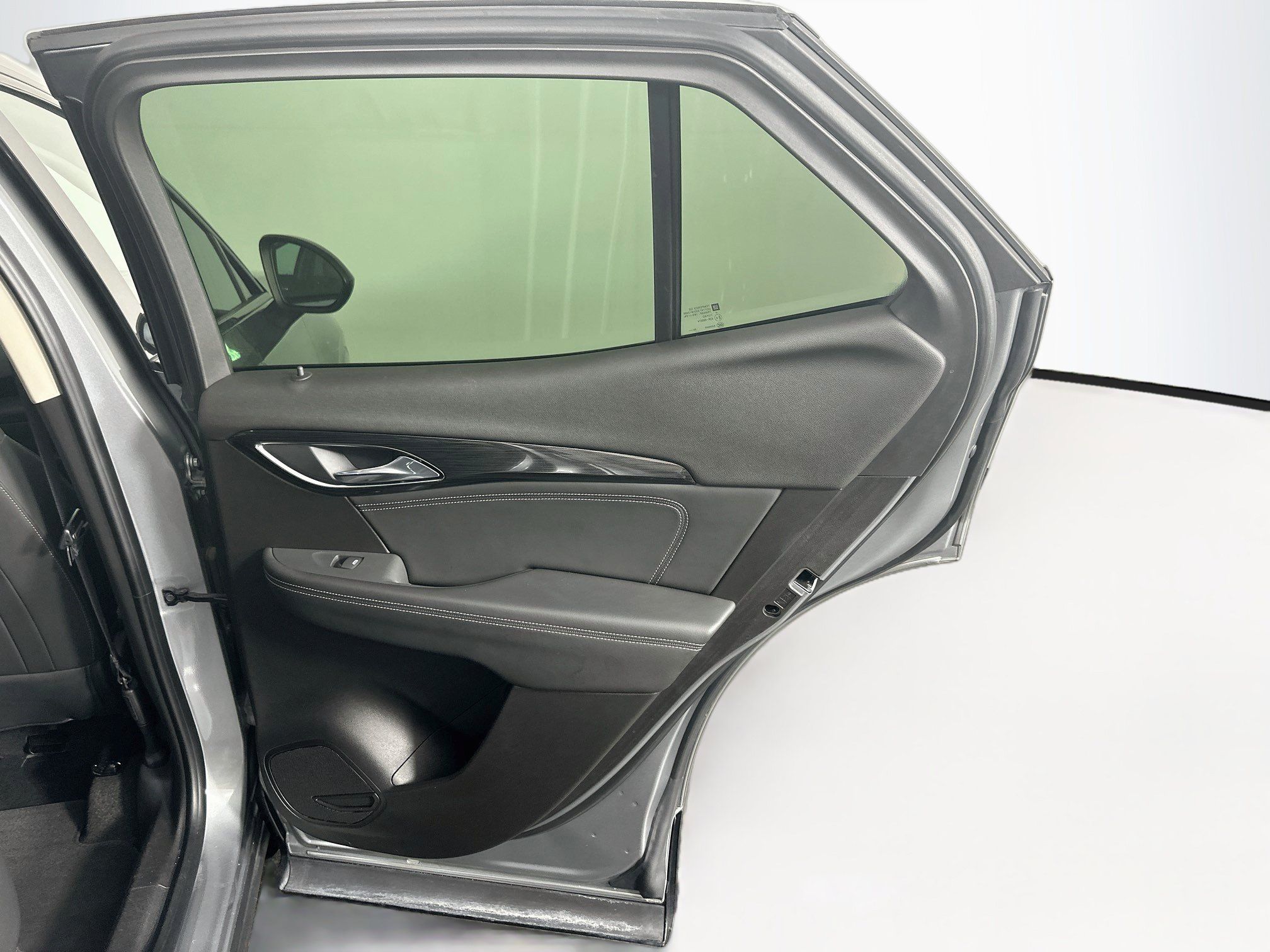 Used 2023 Buick Envision Preferred FWD image 31
