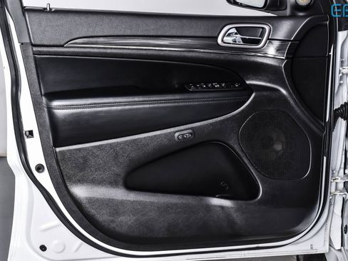 Used 2021 Jeep Grand Cherokee Limited X image 16