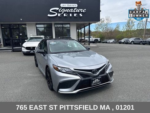 Used 2023 Toyota Camry XSE w/ Navigation Package AWD/4WD image 1