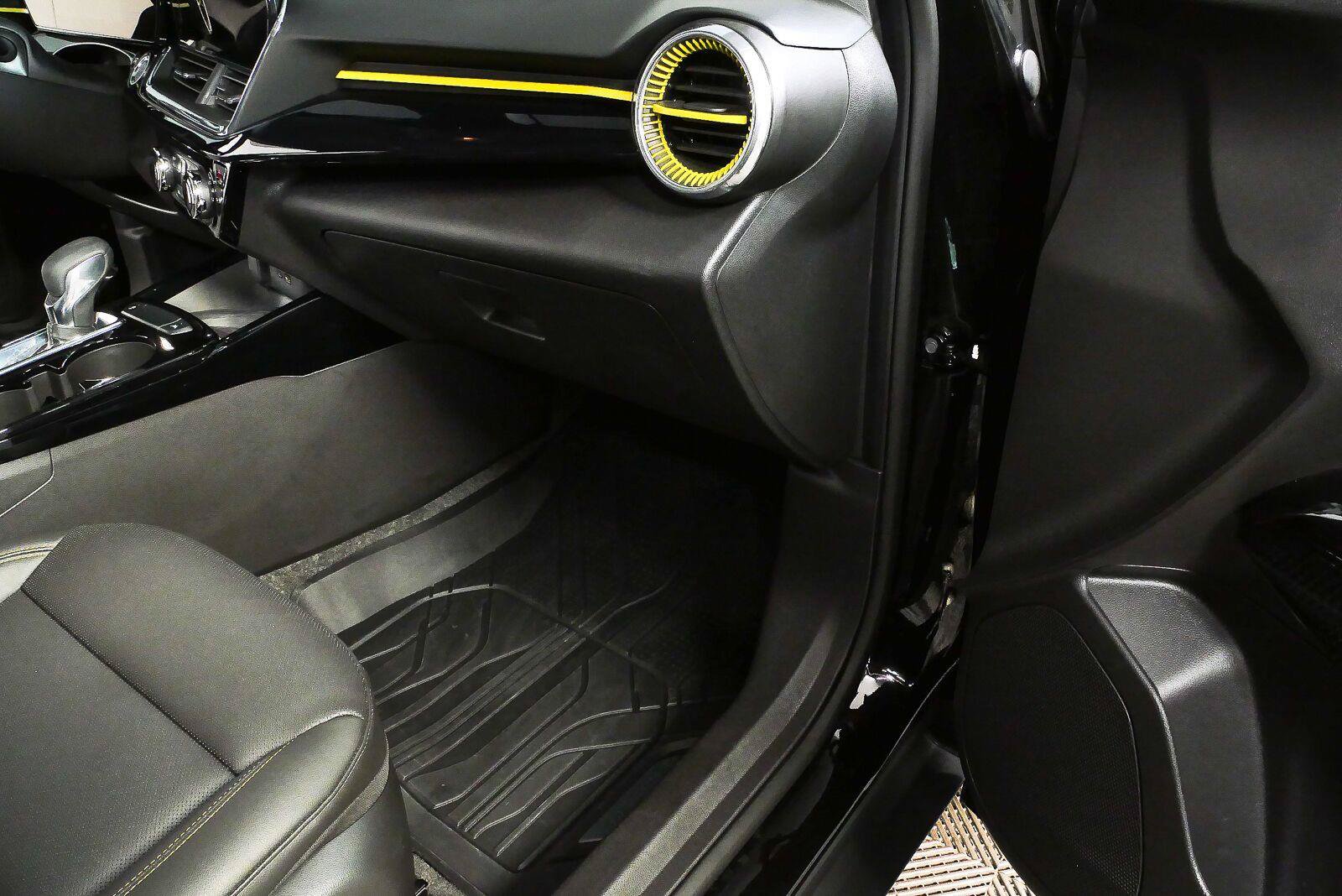 Used 2025 Chevrolet Trax ACTIV w/ Sunroof Package FWD image 25