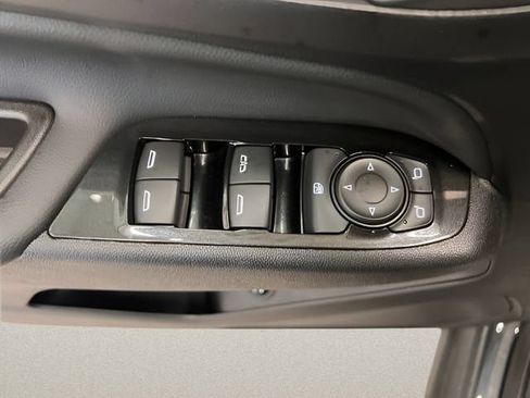 Certified 2022 Chevrolet Equinox Premier FWD image 20