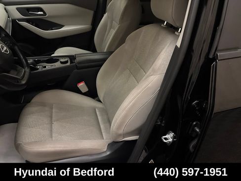 Used 2025 Nissan Rogue SV AWD/4WD image 12