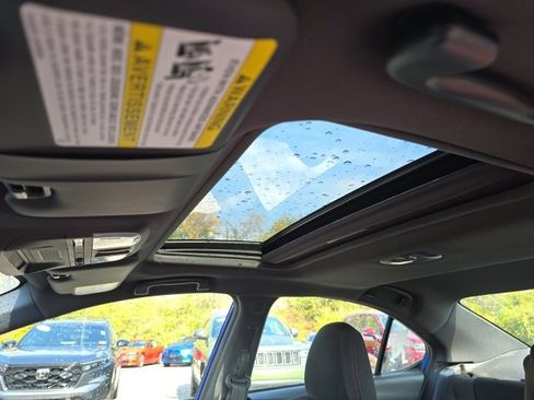 Used 2022 Subaru WRX Premium image 13