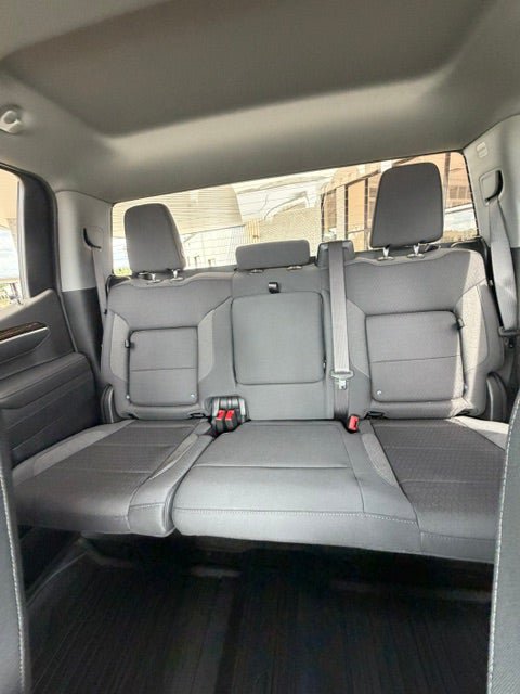 New 2026 GMC Sierra 1500 Elevation w/ Elevation Select Package AWD/4WD image 18