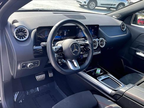 Used 2025 Mercedes-Benz GLA 35 AMG 4MATIC image 18