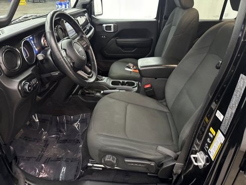 Used 2021 Jeep Wrangler Unlimited Sport image 5