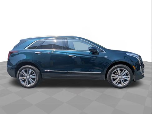 Certified 2024 Cadillac XT5 Premium Luxury w/ Technology Package FWD image 2