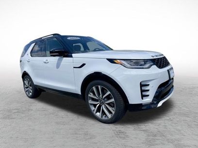 Certified 2025 Land Rover Discovery Dynamic SE