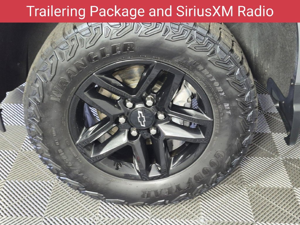 Certified 2024 Chevrolet Silverado 1500 Custom Trail Boss w/ LPO, Dark Essentials Package AWD/4WD image 11