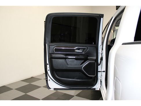 Used 2020 RAM 1500 Laramie image 12