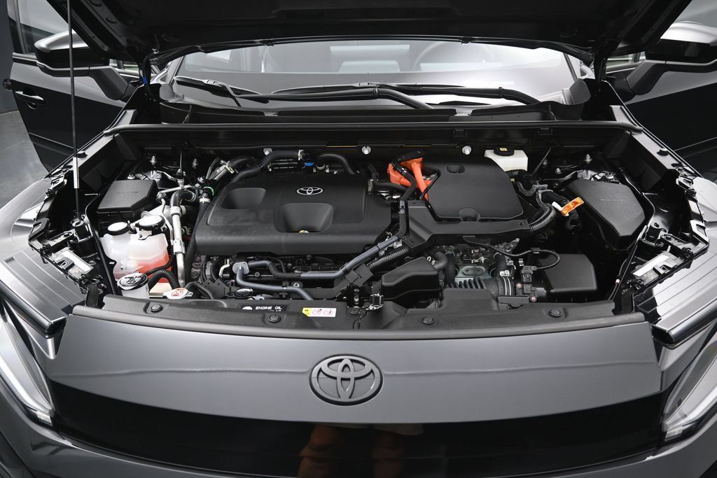 Certified 2026 Toyota RAV4 AWD Plug-in Hybrid image 37