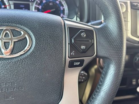 Used 2017 Toyota 4Runner SR5 Premium RWD image 21